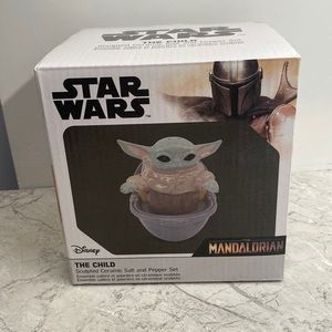 NEW Star Wars ‘The Child’ Salt & Pepper Shakers Set